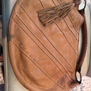 Ex-Large Vintage Fossil Leather Bag with Tassel very good condition